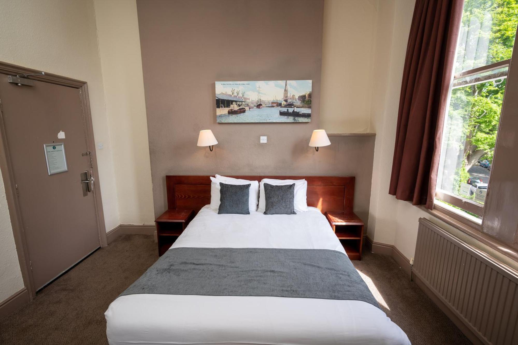 Channings Hotel By Greene King Inns บริสตอล ภายนอก รูปภาพ